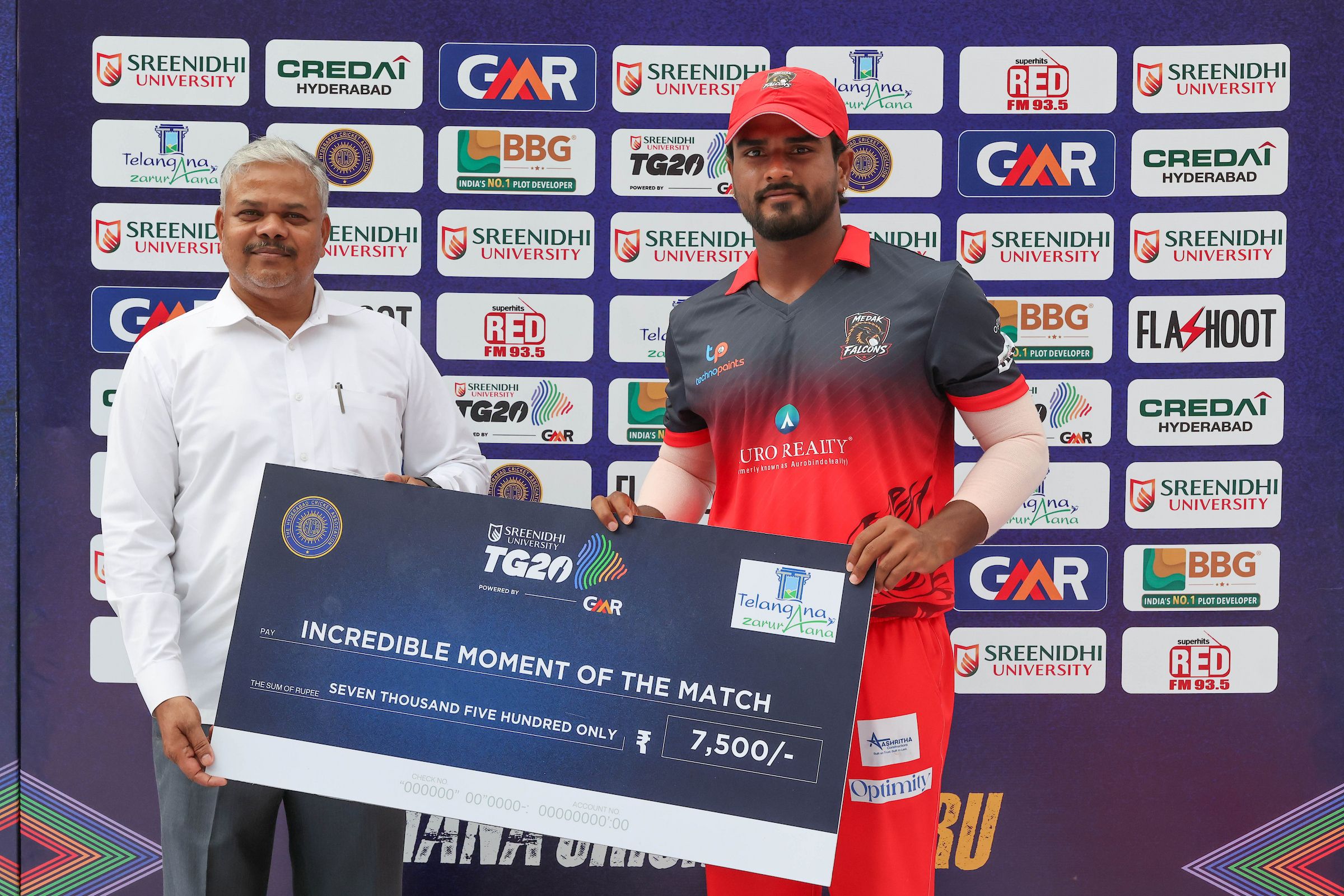 Vikram Naik of Medak Falcons receives the Incredible Moment of the Match Award during the presentation of the Match 12