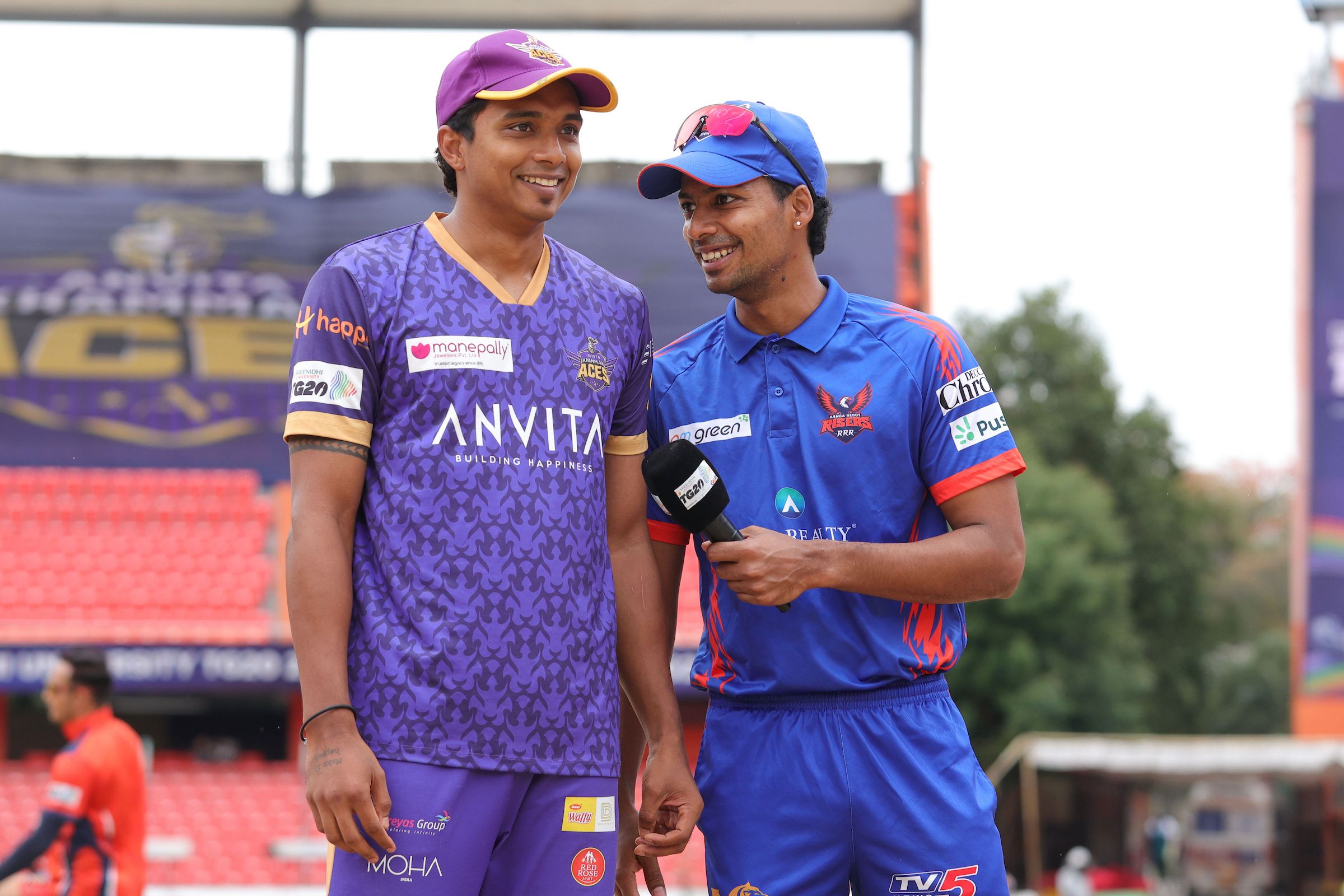 CV Milind, Captain of Anvita Khammam Aces and Tanay Thyagarajan, Captain of Ranga Reddy Risers at the toss during the Match 23 of the Sreenidhi University TG20 between Anvita Khammam Aces and Ranga Reddy Risers