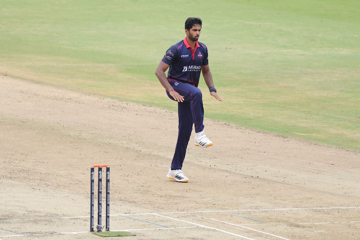 Rakshann Readdi of Anurag Nalgonda Knights celebrates the wicket