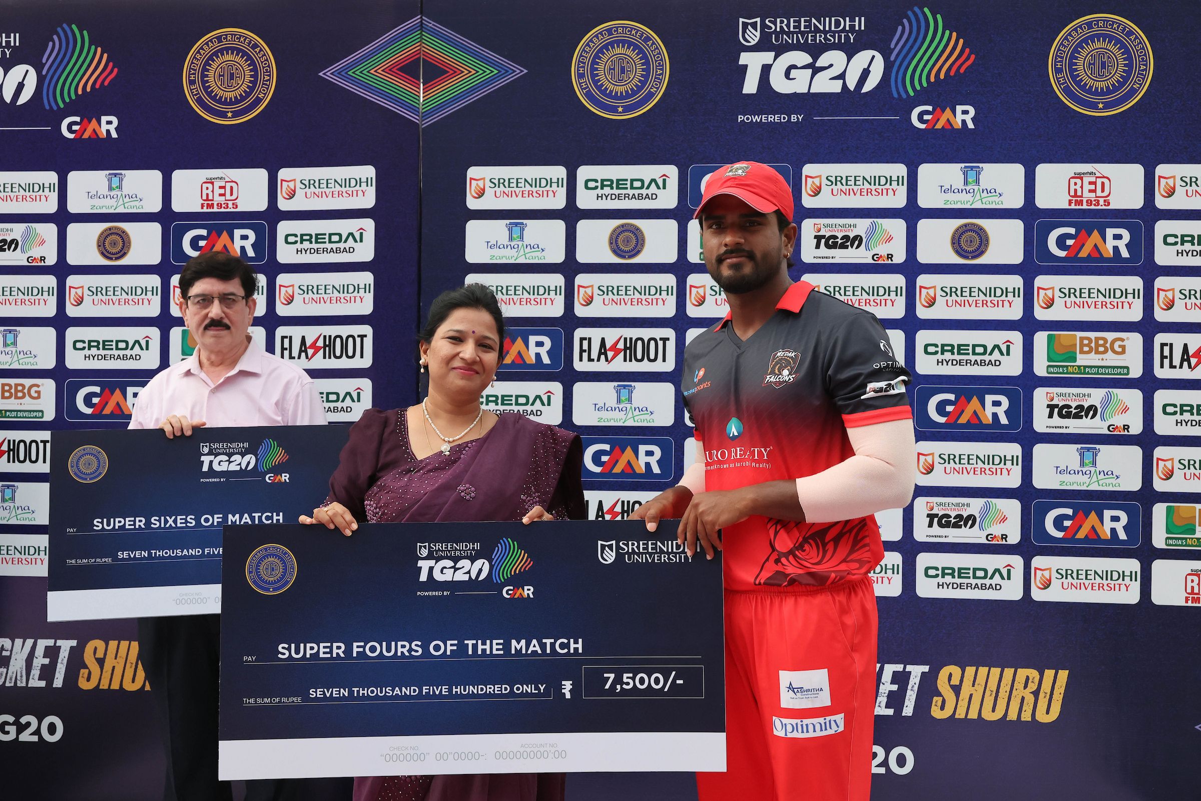 Vikram Naik of Medak Falcons receives the Super Fours of the Match Award during the presentation of the Match 12
