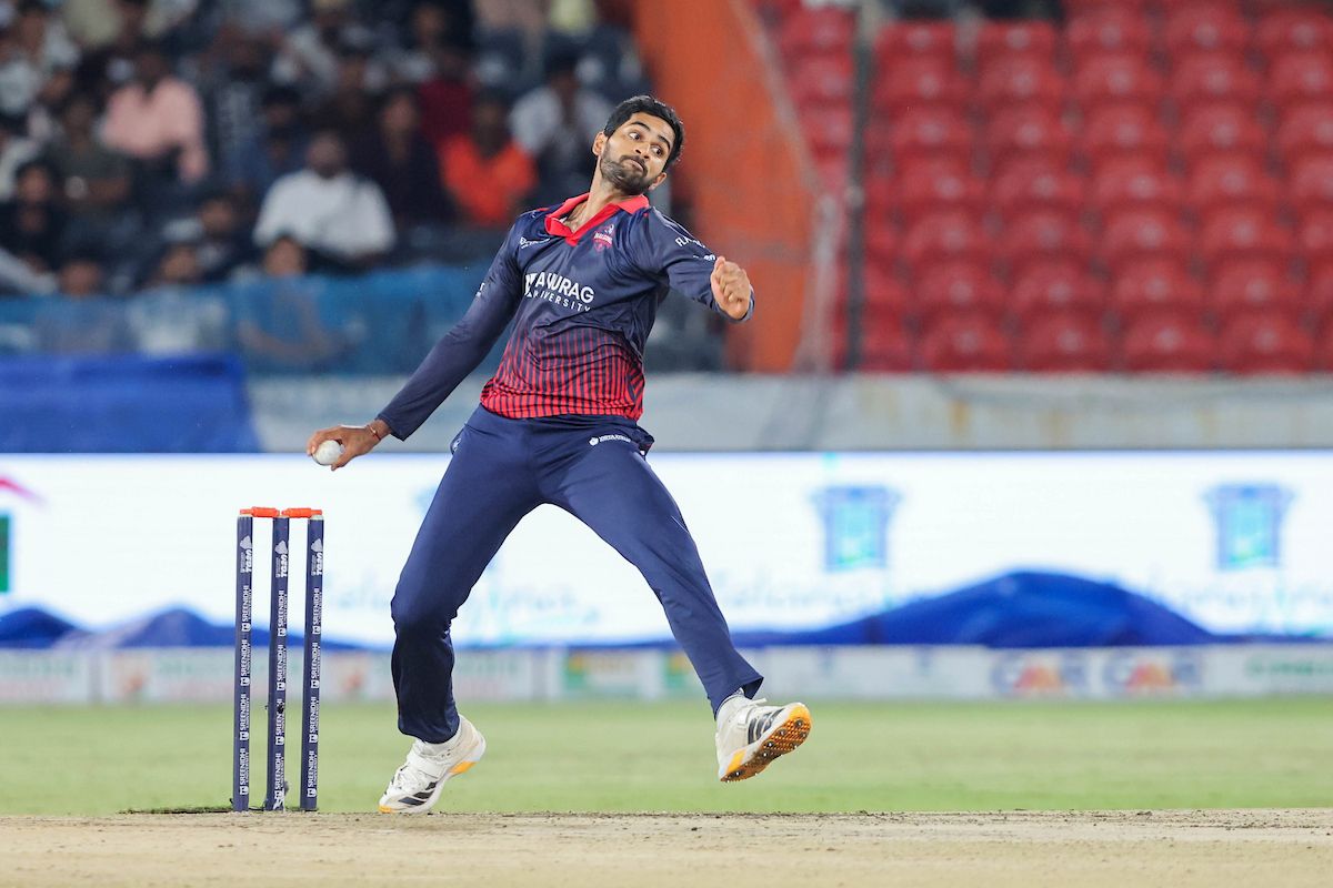 Rakshann Readdi of Anurag Nalgonda Knights